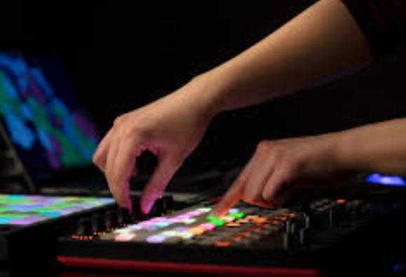 Mengenal Alat DJ Yang Sering Dipakai
