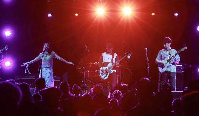 Tren Musikal Pop dan Pengaruhnya pada Industri Musik Masa Kini