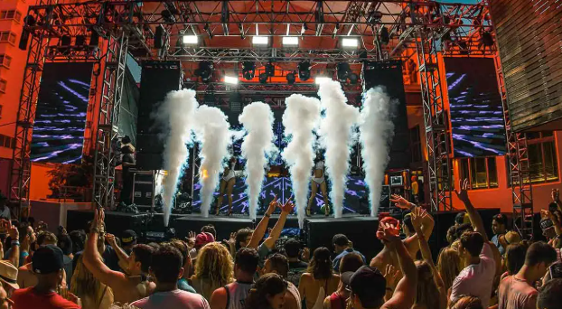 Permainan DJ Terbesar: Spektakel Musik & Energi Panggung